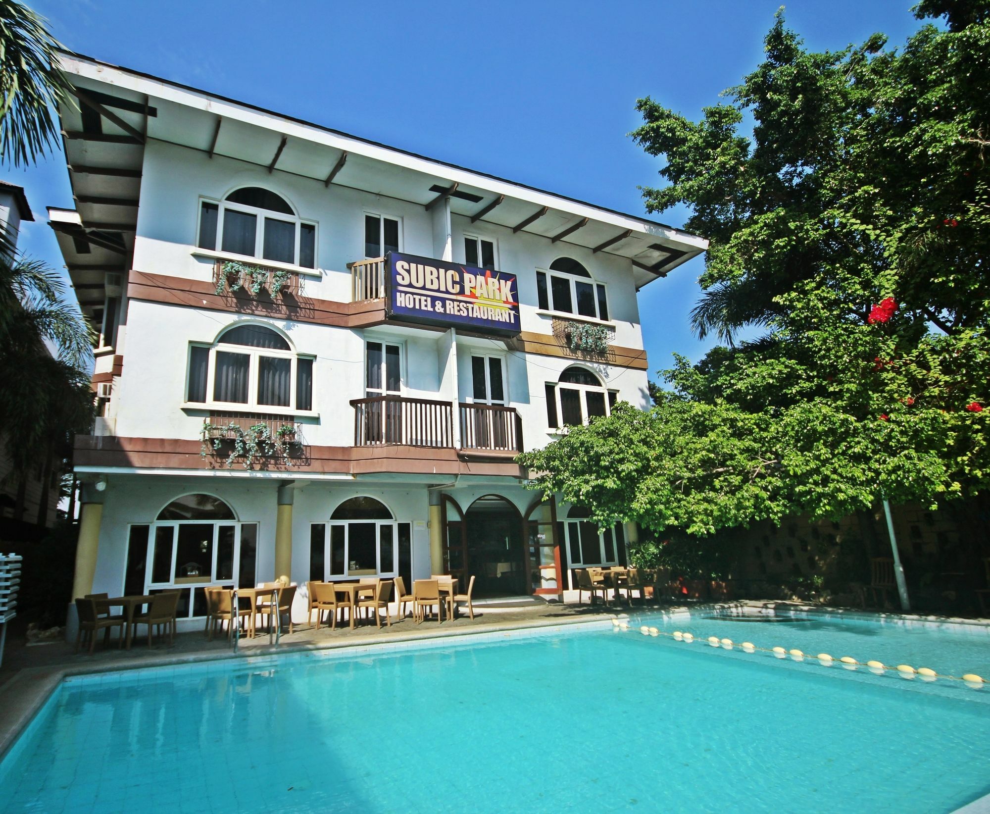 The Shoreline Subic Hotel Olongapo Εξωτερικό φωτογραφία